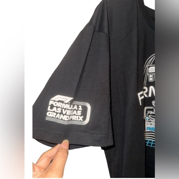🏎️ NWOT! Formula 1 Unisex Las Vegas Grand Prix Tshirt - Picture 4 of 9